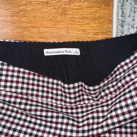 Abercrombie Gingham Mini Skort - Picture 6 of 7